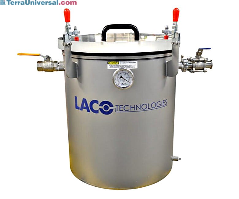 Built for degassing, vacuum encapsulation, and general-purpose vacuum experiments, this chamber delivers consistent performance across a wide range of applicati | 1590-90 displayed