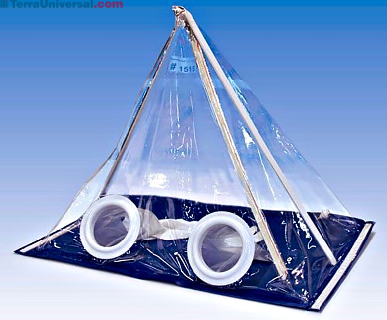 Captair® Pyramid Glovebox protects users examining biological samples in the field | 3015-00 displayed
