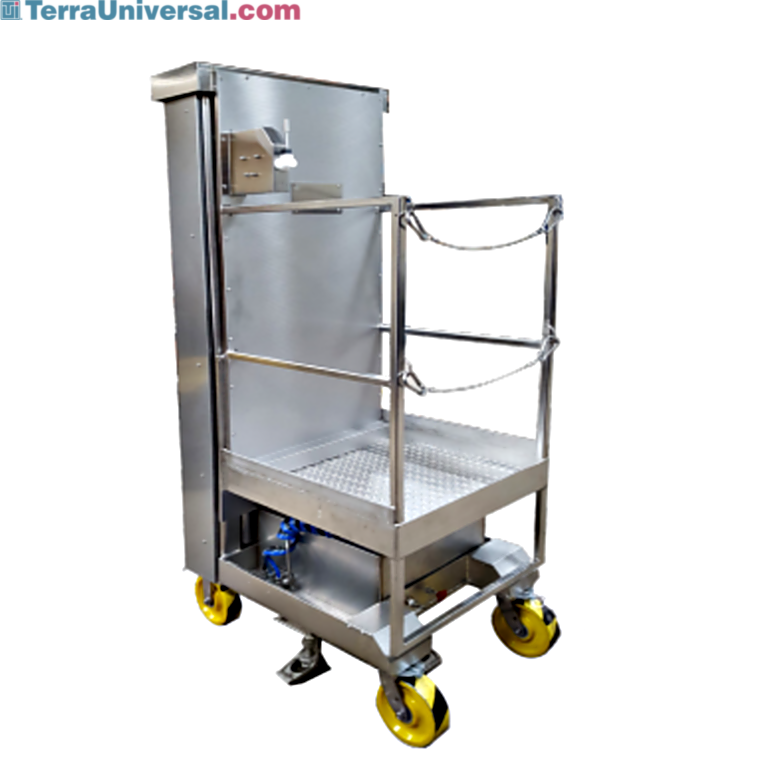 SuperLift's manlift simplifies overhead work in cleanroom environments, reaching a maximum lift height of 108
