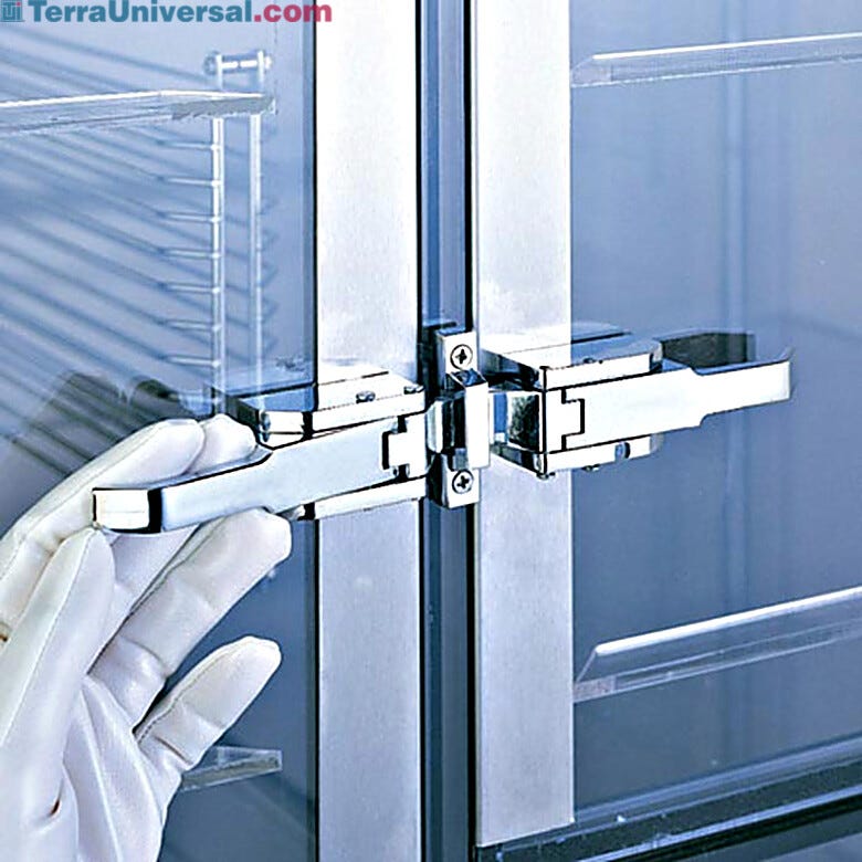 Terra’s products are made of cleanroom compatible, top tier hardware; designed and tested to guarantee the highest quality, durability, and craftsmanship | 1603-40-2-316L displayed