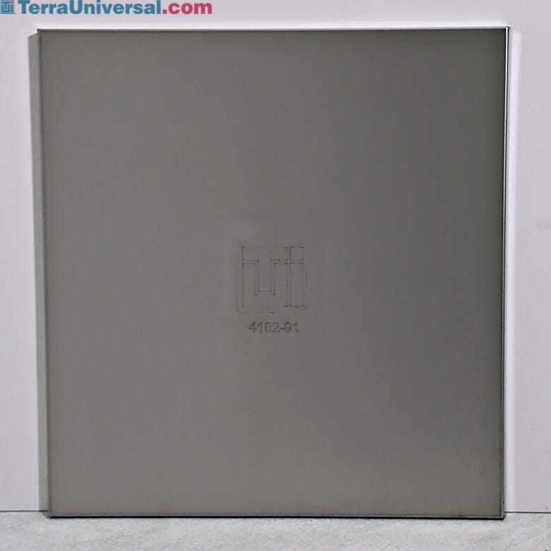 Right-hand side shelf for 40