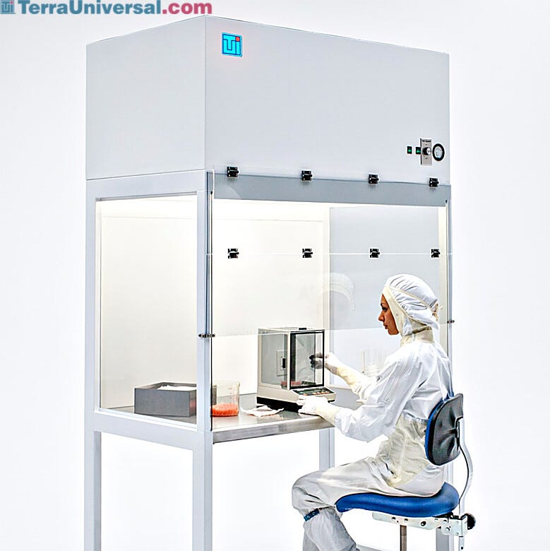 ValuLine® Vertical Laminar Flow Station includes HEPA filtration system to meet ISO 5 particle requirements and integrated work surface  |  2001-68 displayed