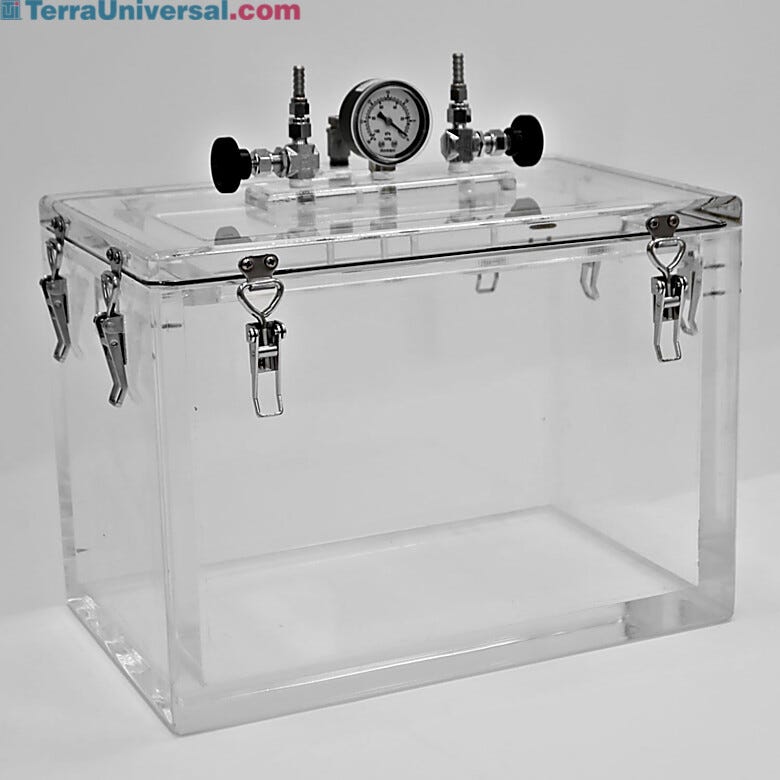 Acrylic vacuum chambers provide a safe, convenient way to transport moisture-and particle sensitive materials  |  5235-00B displayed