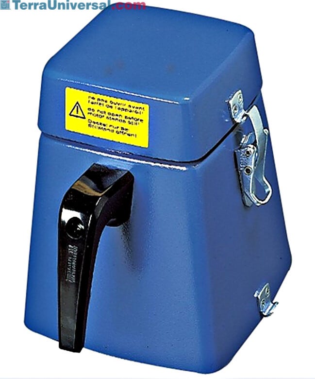 A second grinding chamber ensures effective processing  |  6925-94 displayed