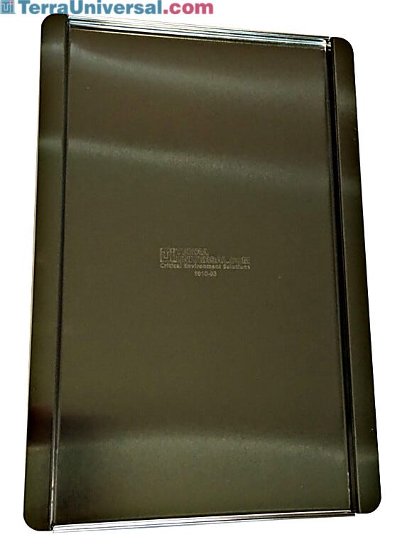 Adjustable shelves support weight loads of up to 45 pounds.  |  4002-55 displayed