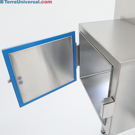 BioSafe® inert gas airlock; removable and autoclavable doors; seamless interior with coved corners  |  9670-64C displayed