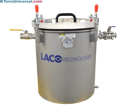 Built for degassing, vacuum encapsulation, and general-purpose vacuum experiments, this chamber delivers consistent performance across a wide range of applicati | 1590-90 displayed