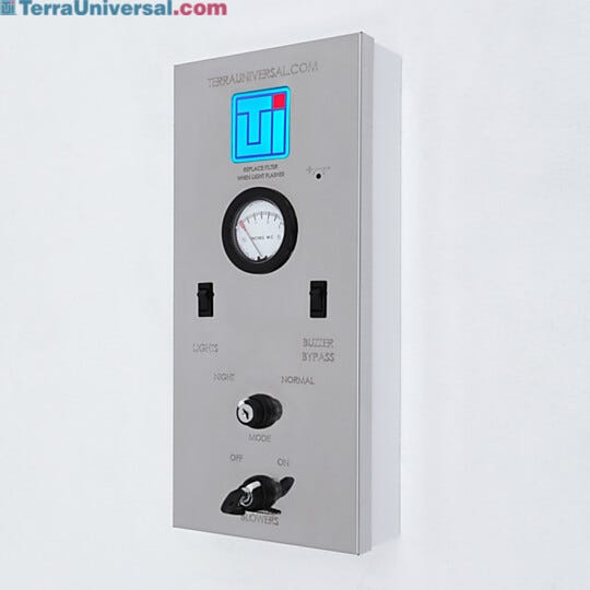 Softwall cleanroom control panel provides centralized control and monitoring of cleanroom functions; status indicator LED blinks when FFU filters need replaceme  |  6600-25A-NS displayed