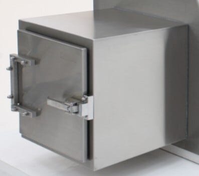 Provide a buffer space for sample or material transfer | 1702-11C displayed