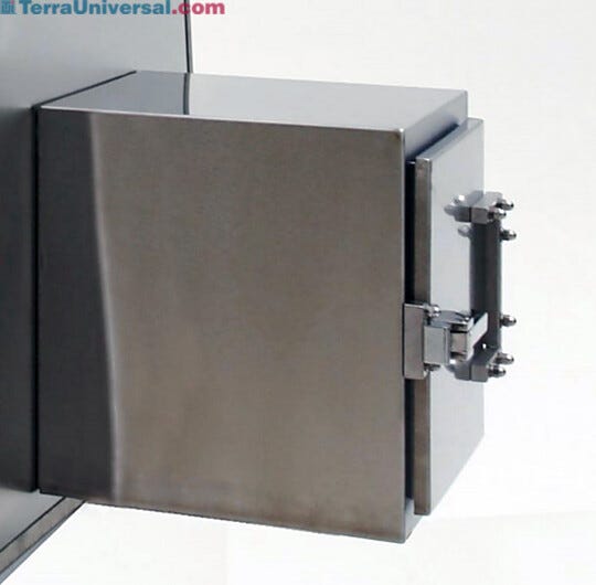 Provide a buffer space for sample or material transfer | 1702-10C displayed