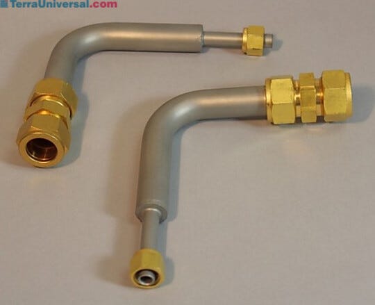 Fittings permit neoprene hose (not included) to attach to Precise Glove Box's inlet/outlet.  |  3644-27 displayed