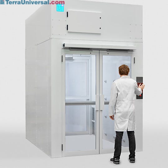 Automatic double doors facilitate pallet movement through while maintaining ISO air integrity | 6010-80A displayed