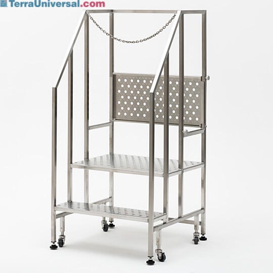 Flip-up top step design upgrade widens the step below the top step for more space | 2805-85A displayed