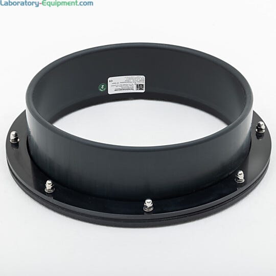 Exterior of polypropylene glovebox port with round cutout and neoprene gaskets  |  1672-23 displayed