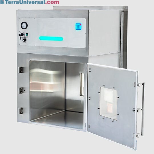 2" thick insulation lines the interior of the fire rated door  |  6705-72A-316-FR displayed