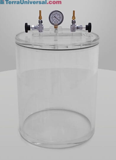 Shown with vacuum gauge and metering valves. | 5235-08 displayed