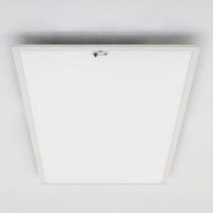 Battery- powered emergency light illuminates cleanroom in event of a power failure | 3800-47A displayed
