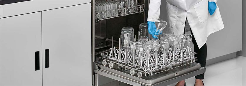Labware Cleaners: The Roles of Autoclaves and Washers