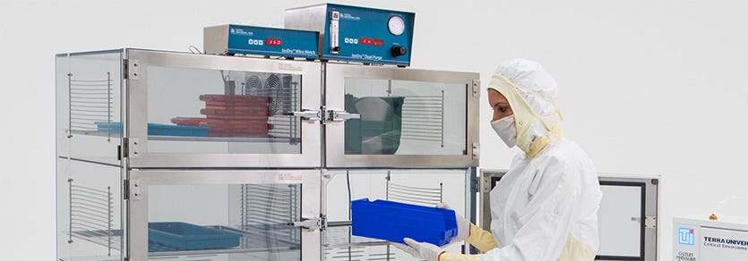 IsoDry®: The Greatest in Desiccator Design