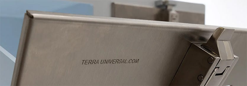 Selecting Appropriate Cleanroom Stainless Steel: 304 vs 316 vs 304L vs 316L