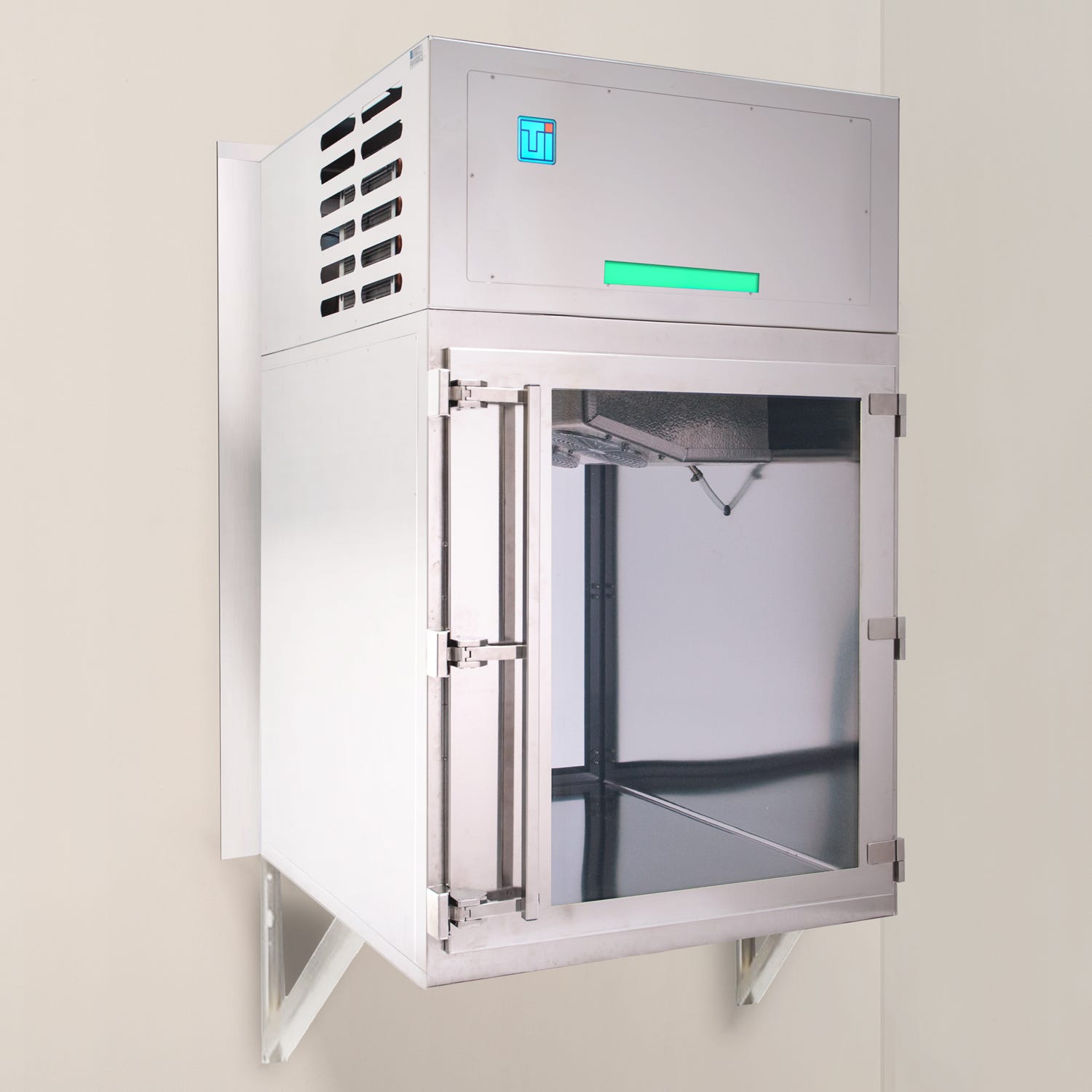 Refrigerated Pass-Through Chamber